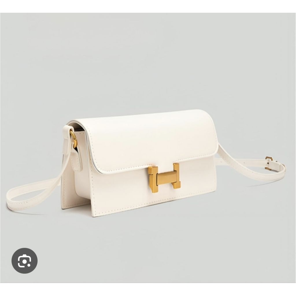 Utham Bag_F82. Tas Selempang Wanita Elegan Minimalis – Warna Putih dengan Aksen Gold | Cocok untuk H