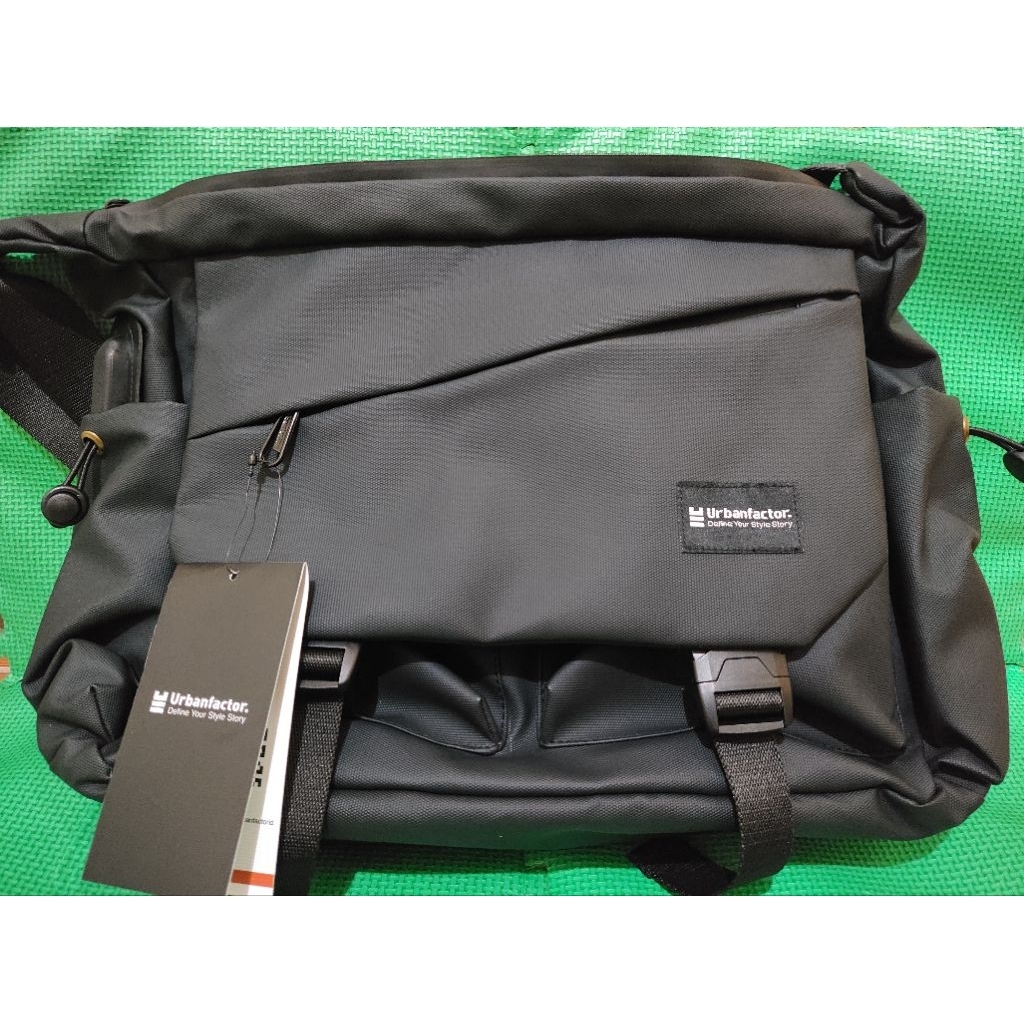 Tas Selempang Unisex Urban Factor