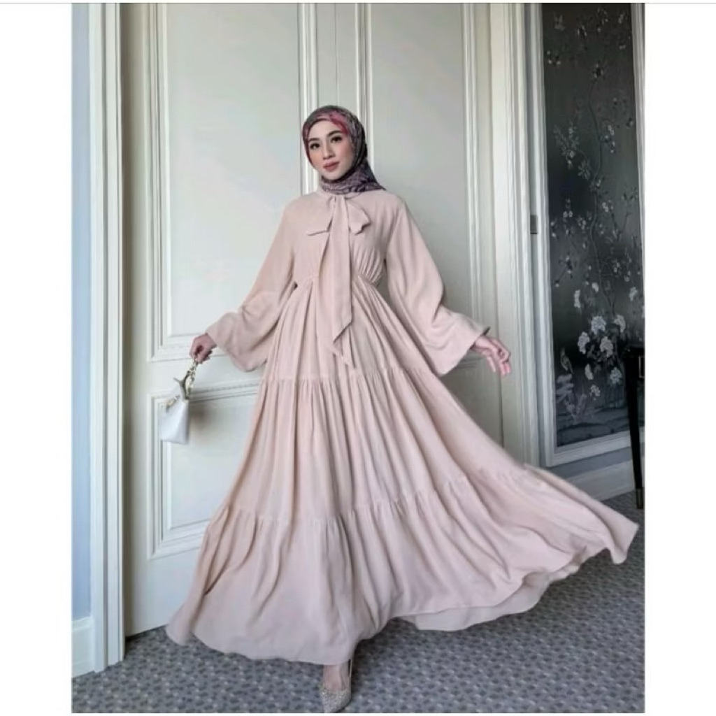 Preloved Zayana Dress By Gonegani Nude XL