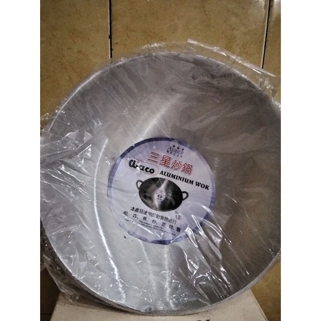 KUALI ANTI LENGKET MERK WACO+ 2 PIRING  CANTIK, WAJAN ALUMINIUM TEBAL ,ANTI LENGKET ,MERK WACO+ PIRI