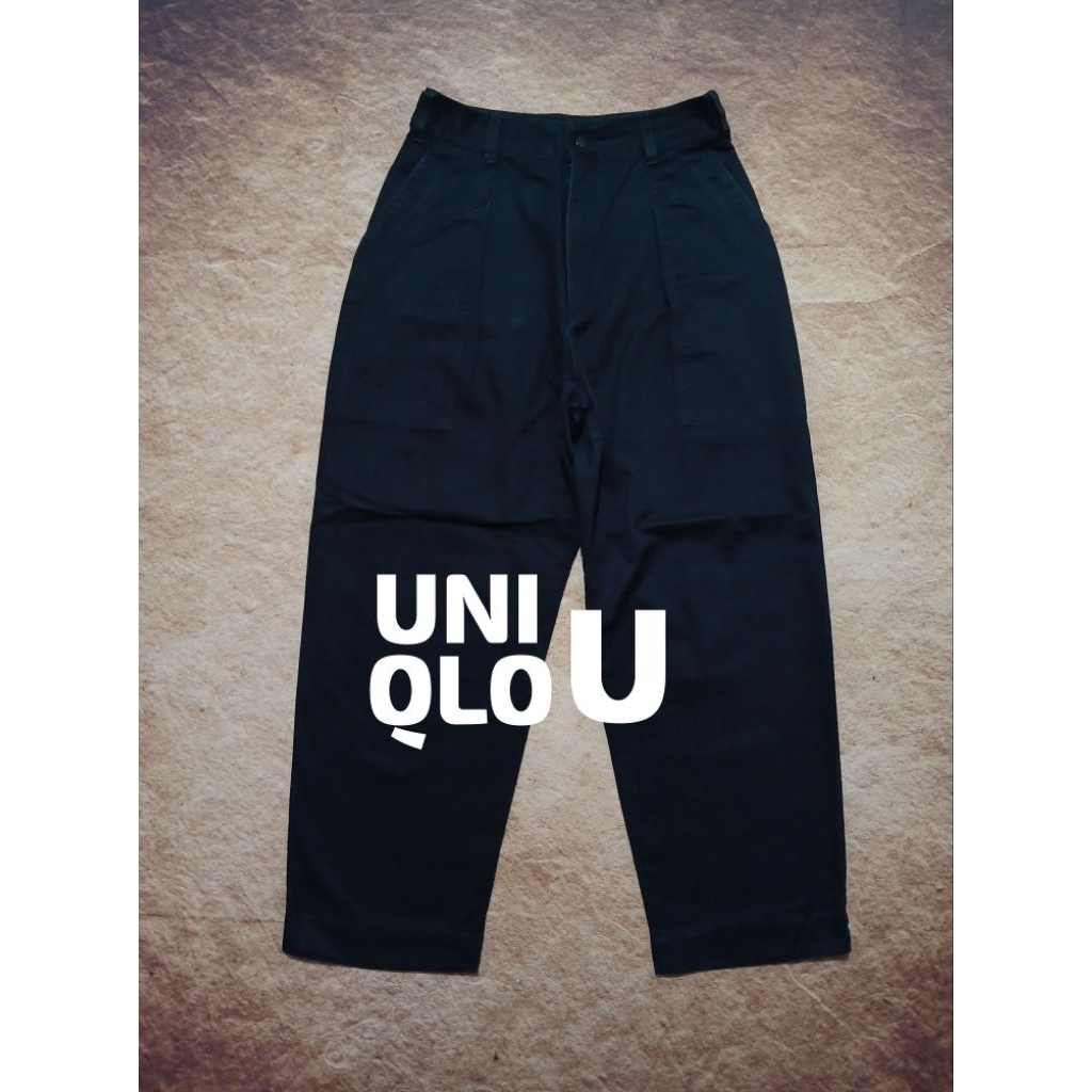 Celana chinos keren UNIQLO model barrell bekas pakai