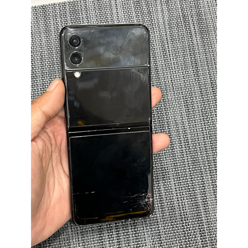 Samsung Z Flip 3 5G 8/256 second