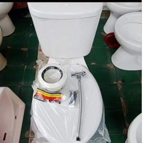 CLOSET DUDUK / TOILET DUDUK / WC DUDUK TOTO ori TYPE CW633J