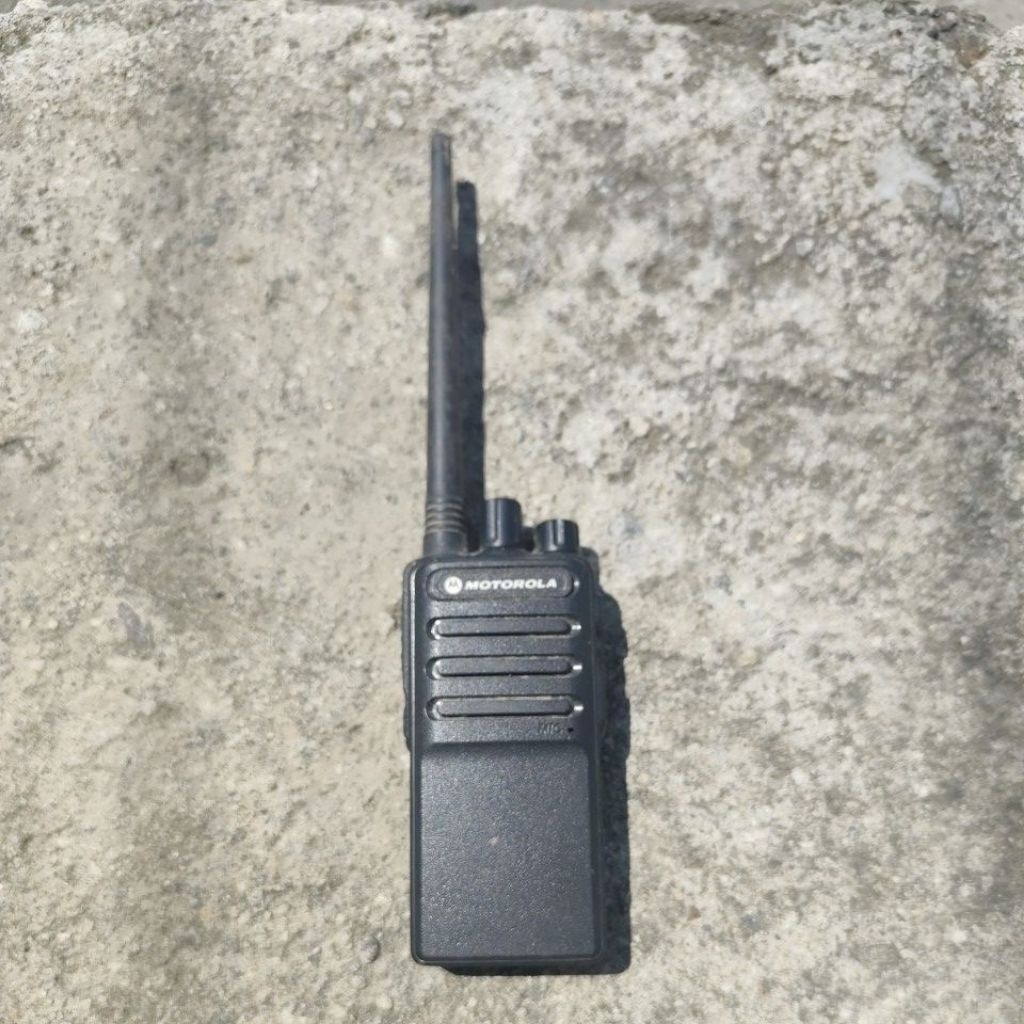 Walkie Talkie Model CP210