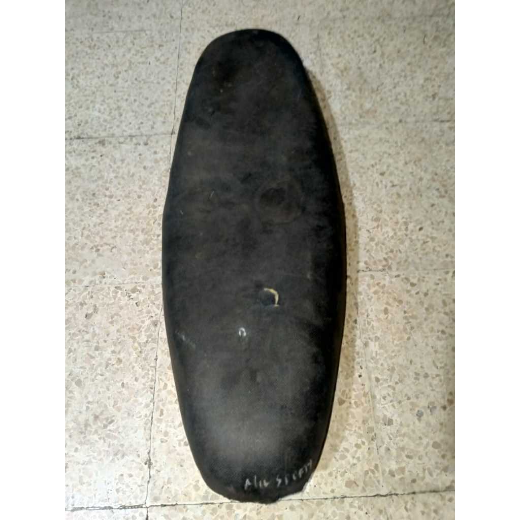 Jok Yamaha Mio Sporty ( kulit jok robek ) Bekas