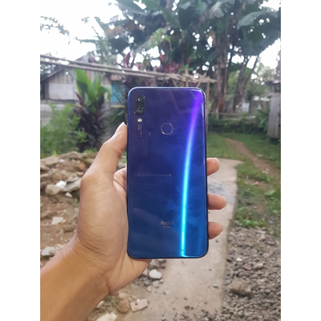 UNIT HANDPHONE XIAOMI REDMI NOT 7 RAM 4/64 DI KIRIM SESUAI DI VIDIO MESIN SEGEL BELUM PERNAH SERVIS 