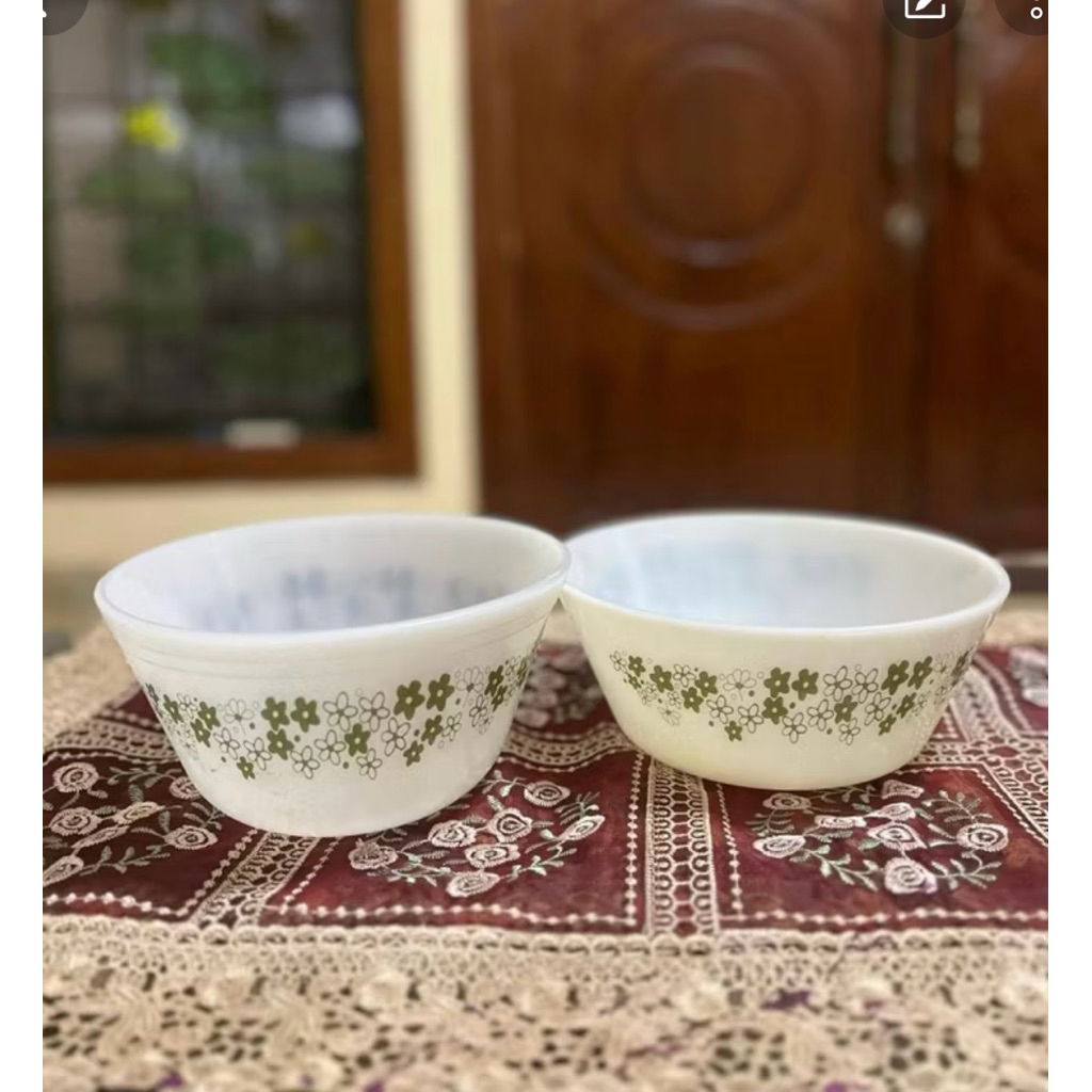 Pyrex Spring Blossom Vintage Antiques Set Isi 2 mangkok Unique Cantik