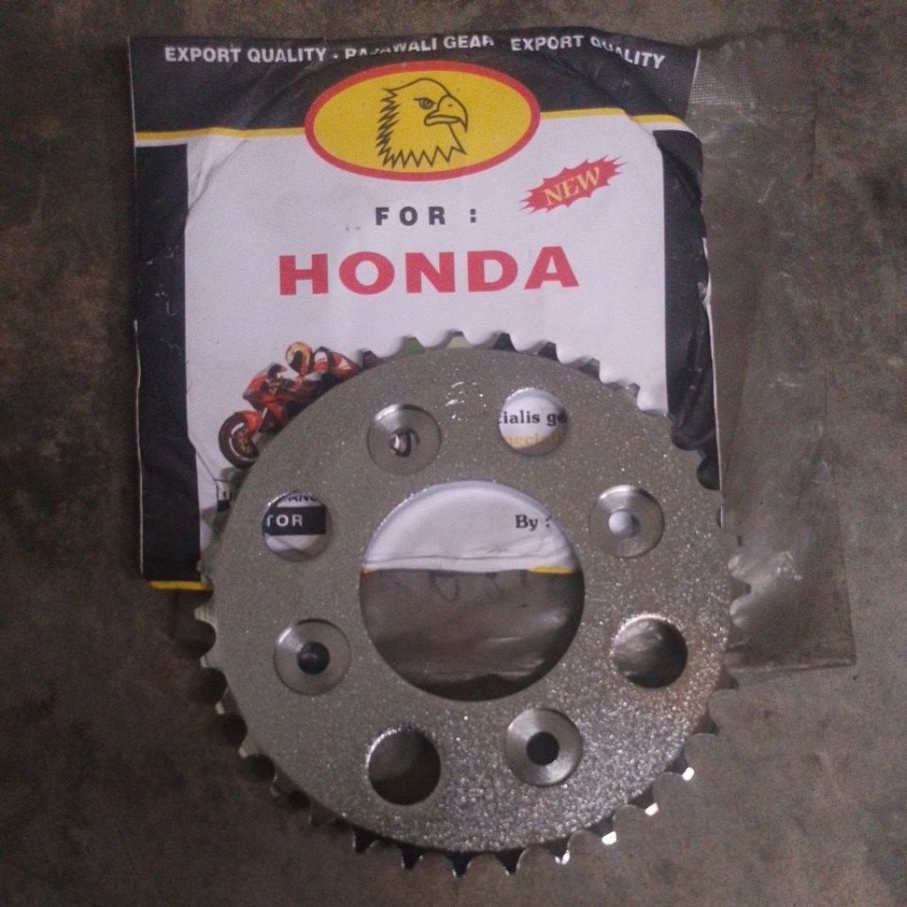 gir belakang ukuran 420 kharisma/Supra 125 merk garuda