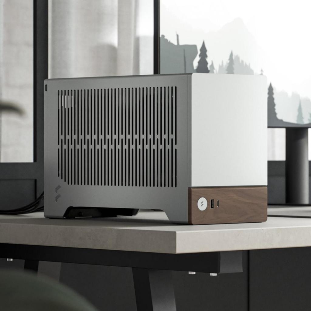 FRACTAL TERRA SILVER - ITX CASE