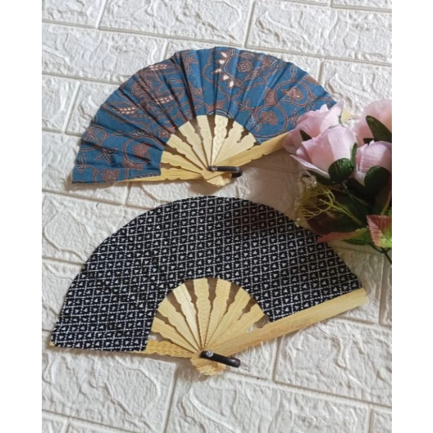 [50pcs] KIPAS BATIK SOUVENIR / KIPAS LIPAT / KIPAS TANGAN MOTIF BATIK