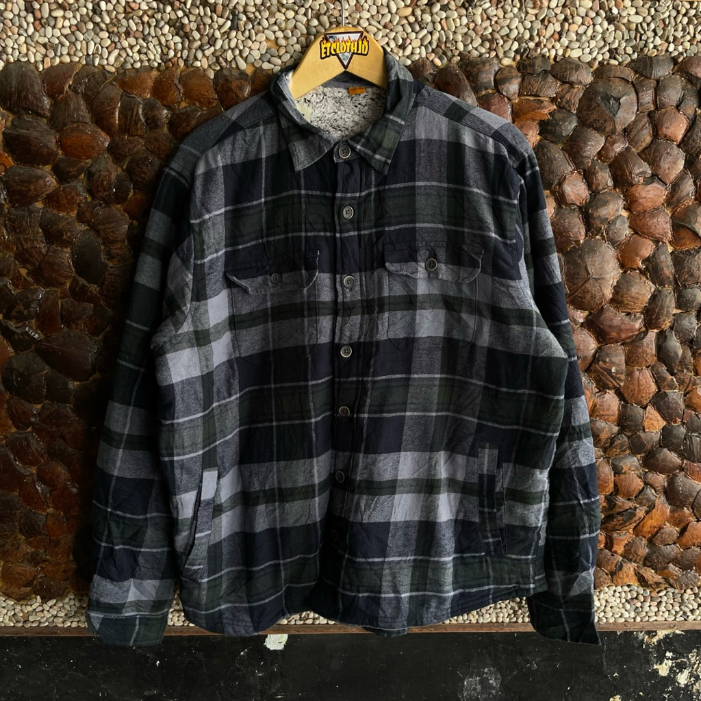 Kemeja Flanel Sherpa Uniqlo
