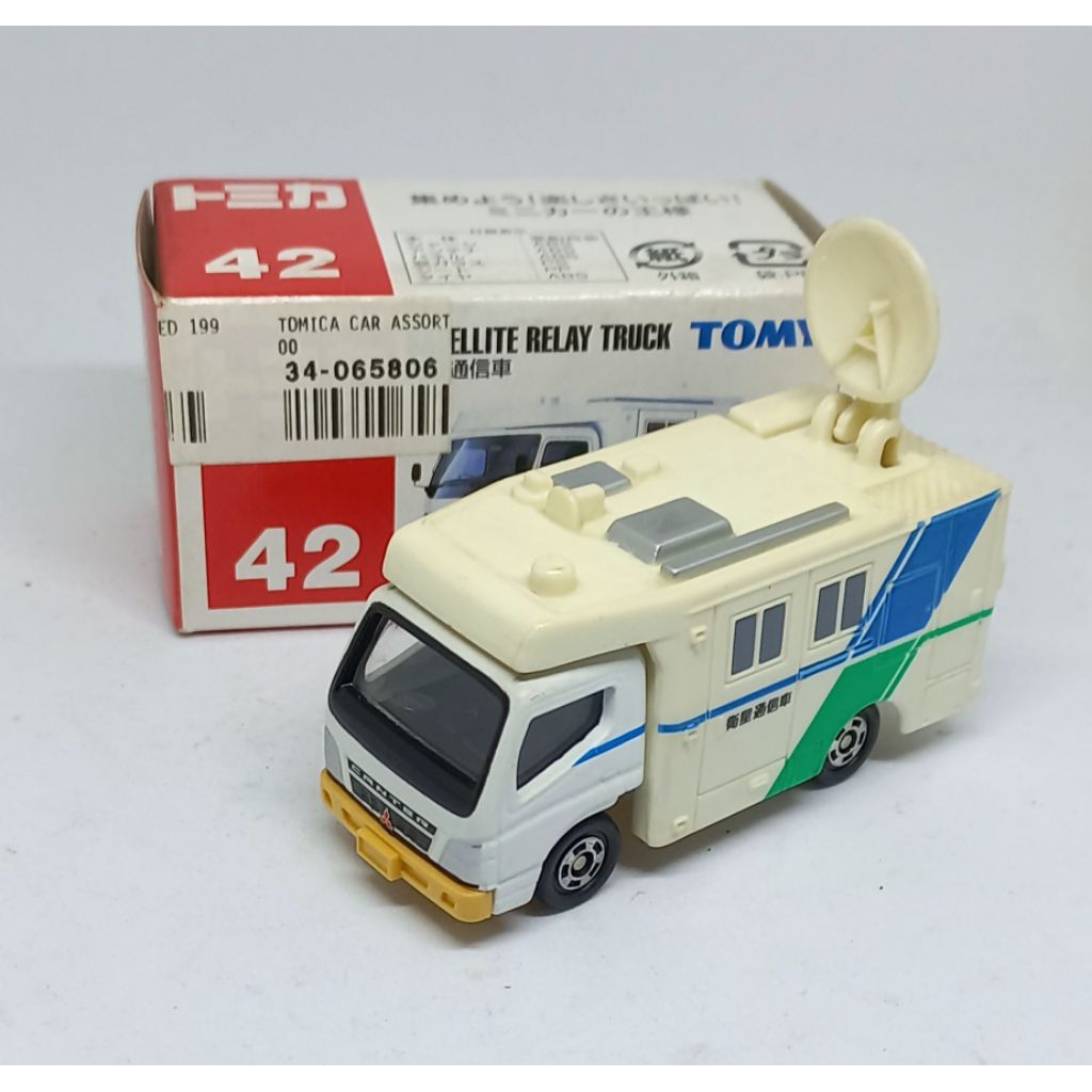 tomica mitsubishi fuso canter satellite relay truck 42 tomy biru diecast (t)