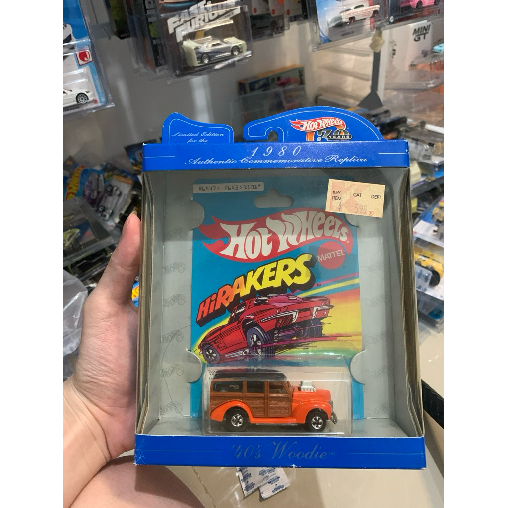 Hotwheels Woodie 30 Years Hirakers