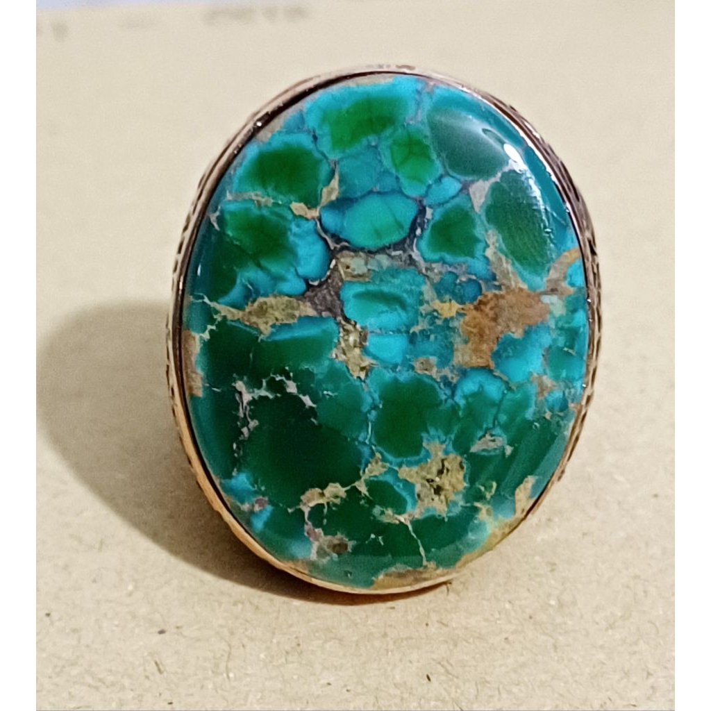 Pirus Persia urat emas