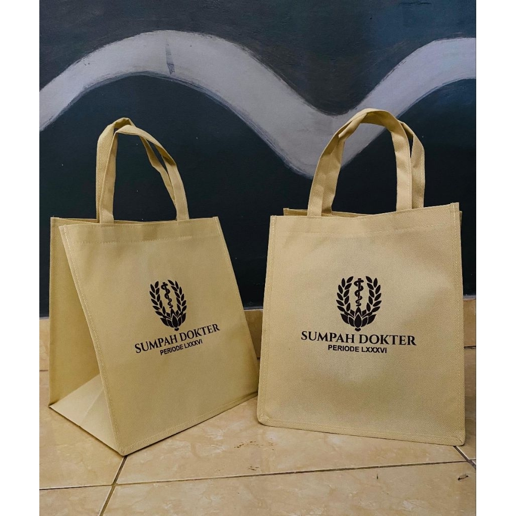 Tas spunbond jahit 100gsm uk 22x30x22,Tas spunbond custom