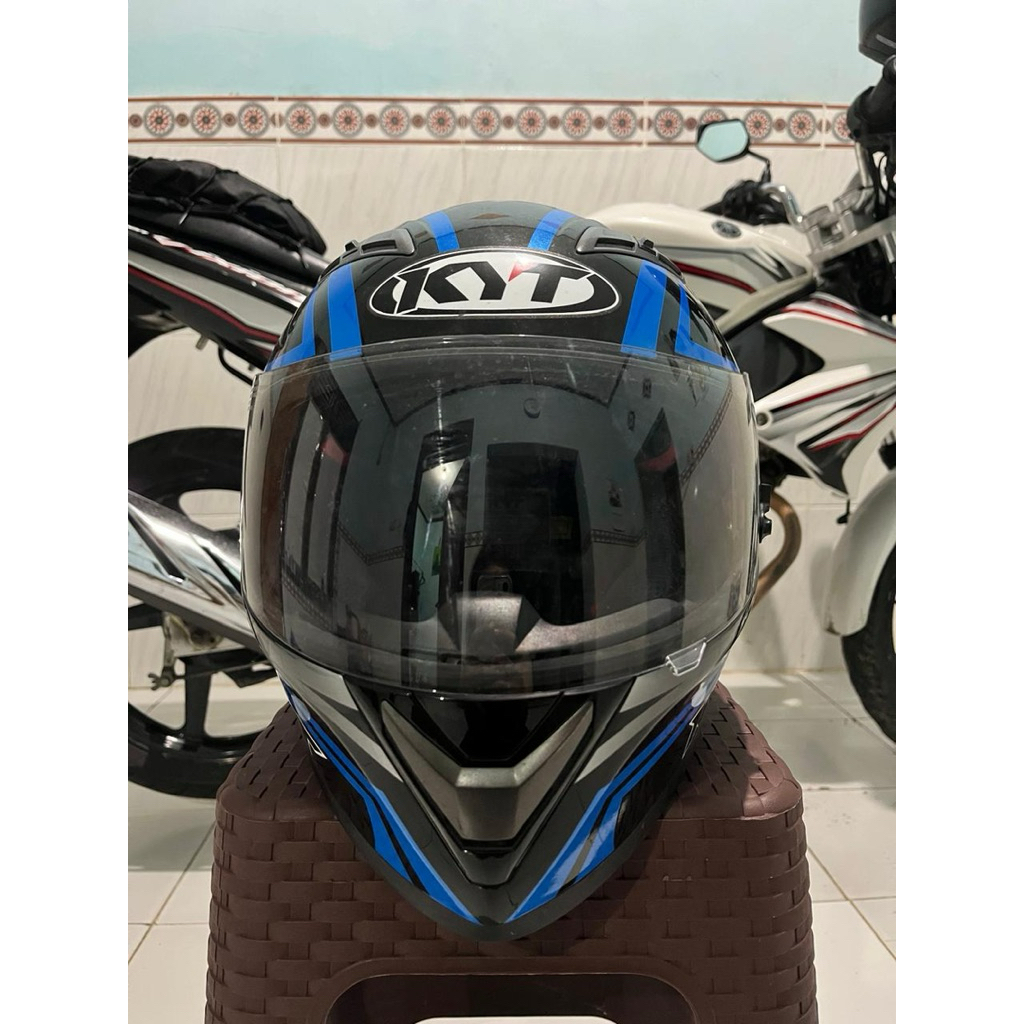 Helm Fullface KYT