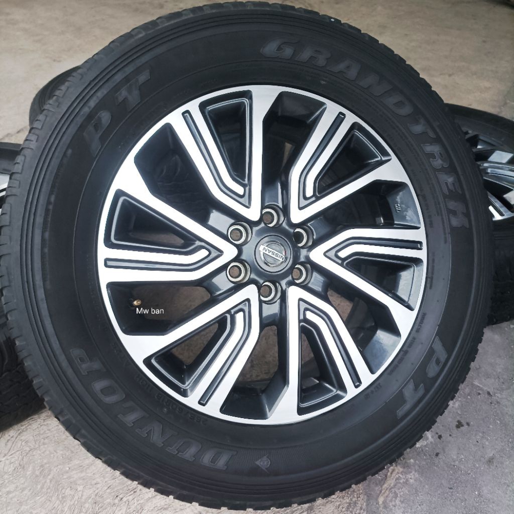 velg r18 pcd 6x114 +ban Nissan Terra