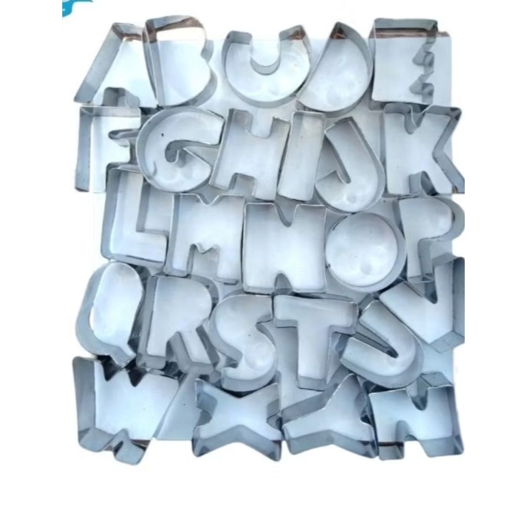 Cetakan kue kering 12pcs  bentuk huruf abjad dan Angka lengkap/cetakan timun /wortel dll bahan stain