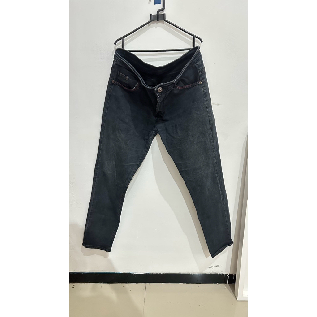 Celana Jeans Hitam High Waist