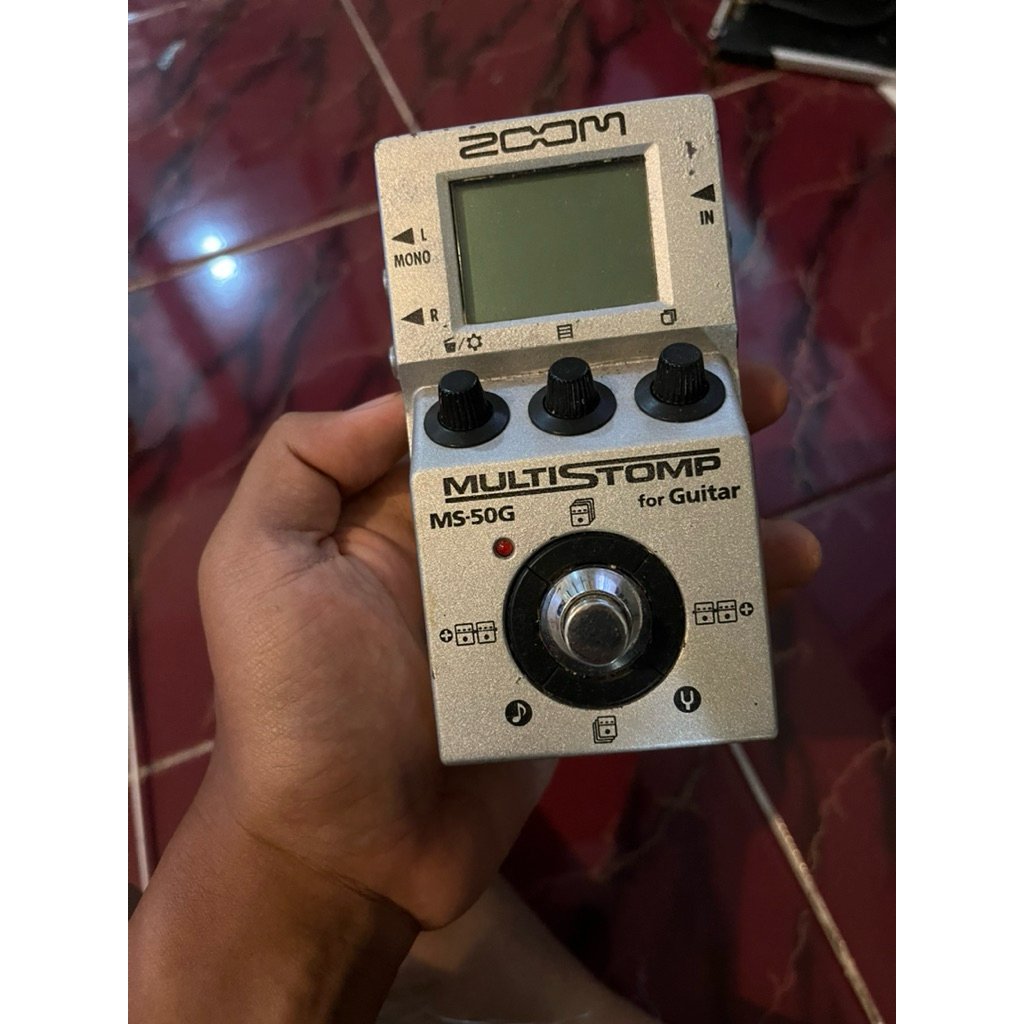 efek gitar digital zoom ms50g