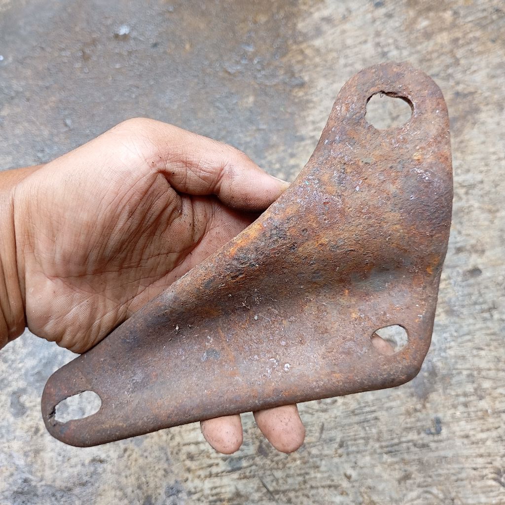 Pangkon knalpot Supercub C700 C800 ori copotan pangkon knalpot C700 C800 ori copotan