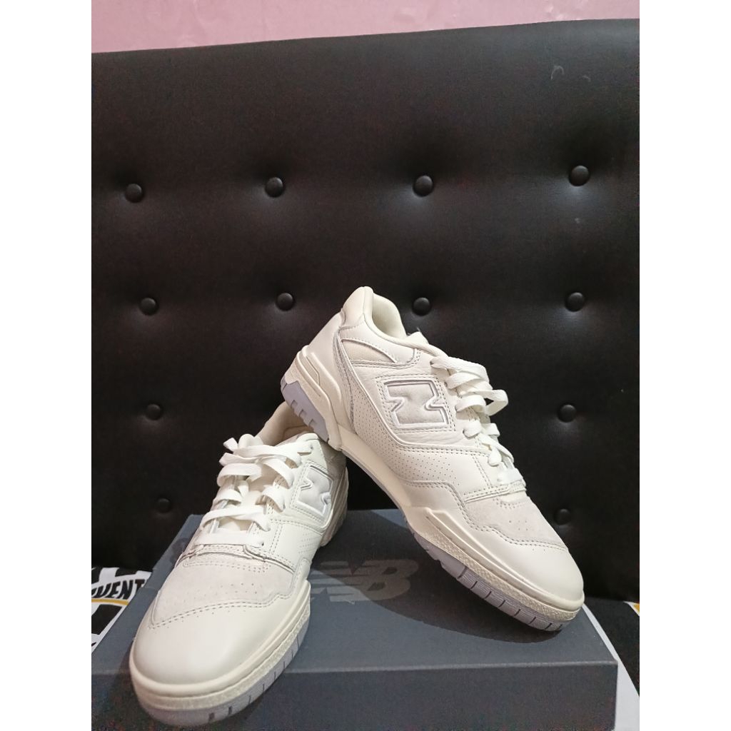 Sepatu New Balance 550