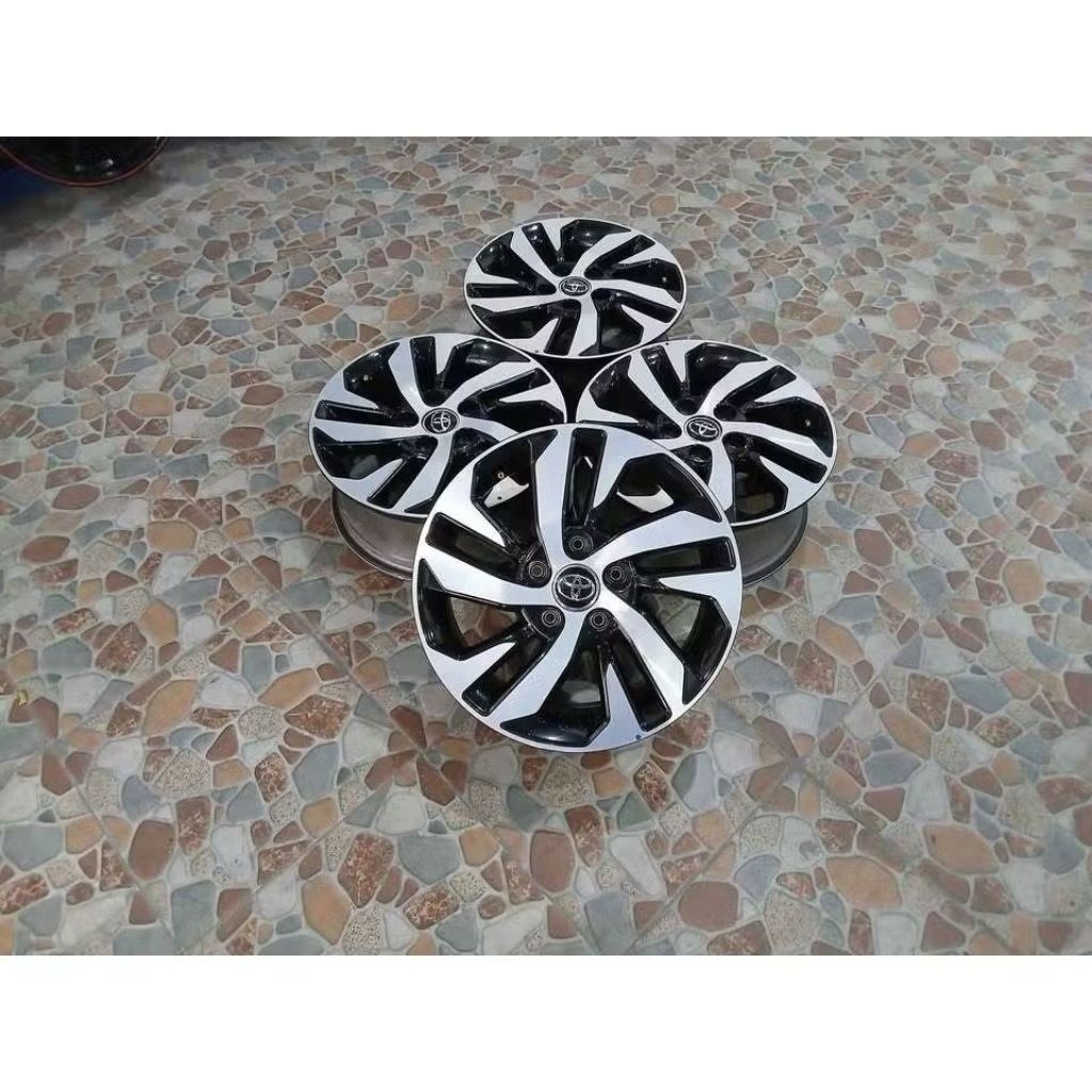 VELG RING 16 STANDAR RUSH TRD R16X6,5 5X114,3 ET50 BLACK POLIS KONDISI BAGUS