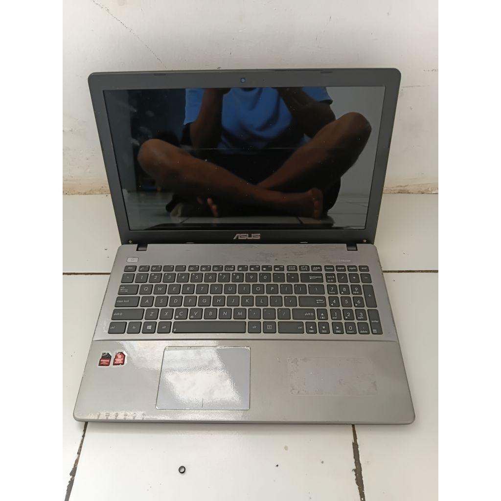 Casing Asus X550ZE -XX111D Bonus Mainboard