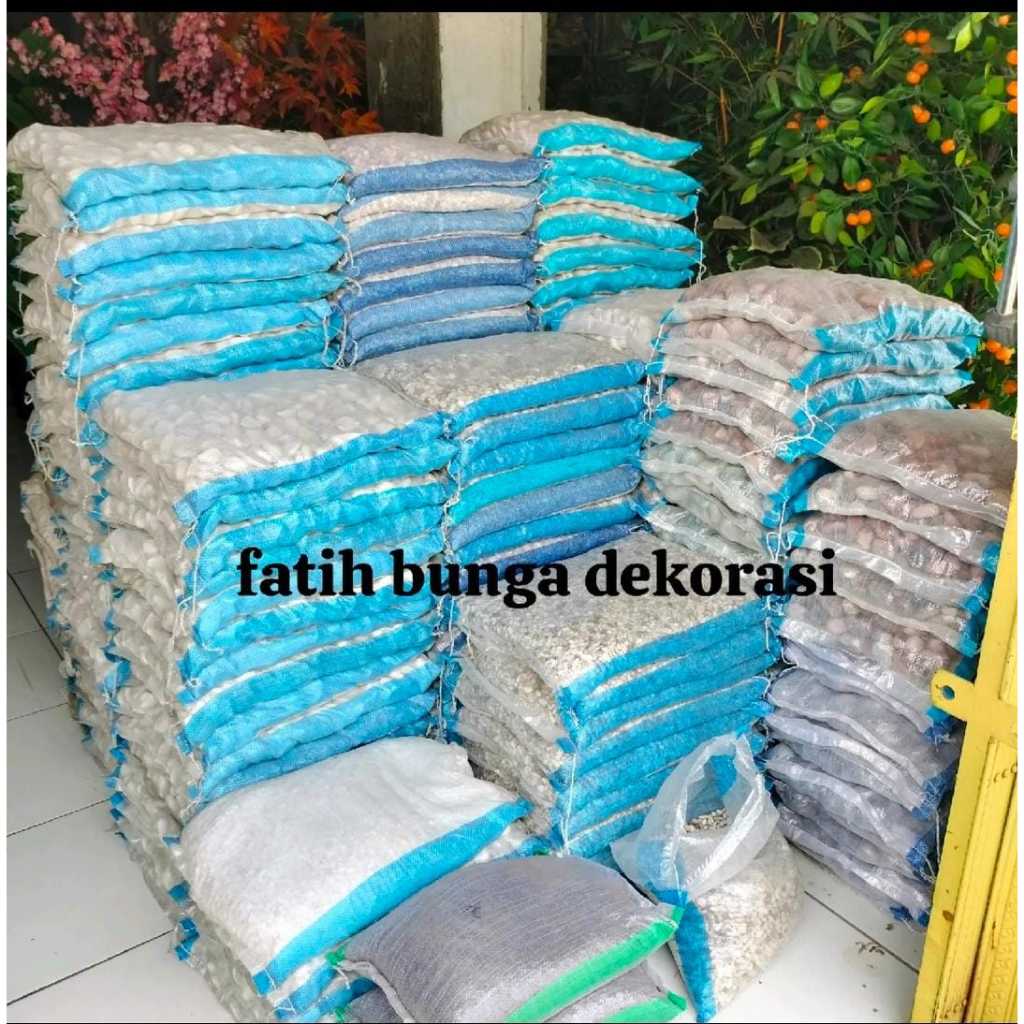 1 Karung Batu Koral// Batu Alam// Batu Pancawarna // Batu Krikil// Hiasan Batu batu 8 kg perkarung