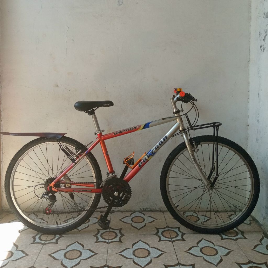 SEPEDA MTB VINTAGE POLYGON UNITOGA INSERA COMMUTER BIKE BAN 26 JADUL CAT DAN DECAL ORIGINAL 