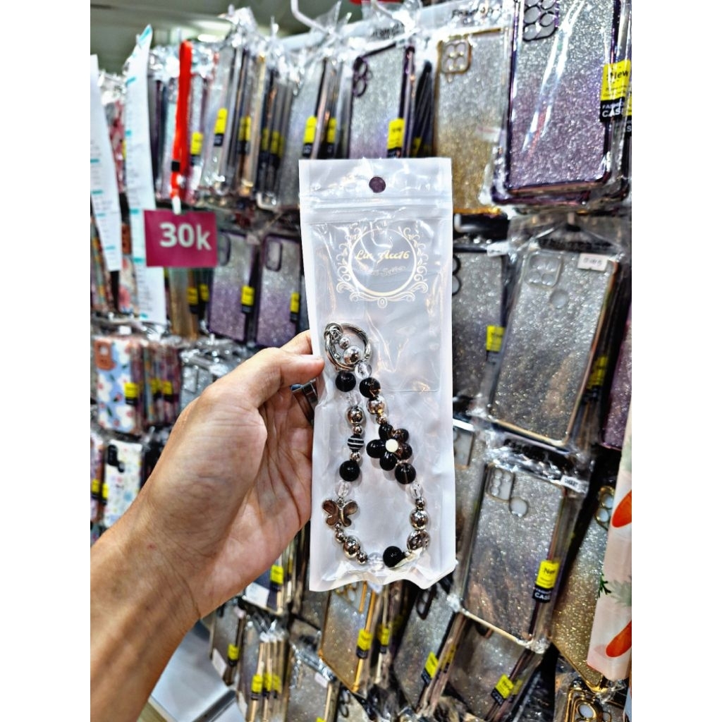 Gantungan HP Beads Hitam Aesthetic | Phone Charm Mutiara & Bunga | Aksesoris Tas Kekinian