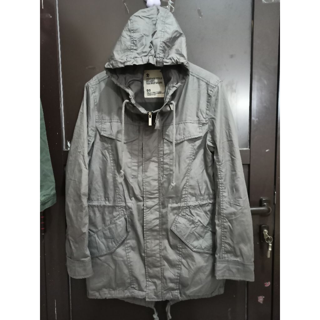 JAKET PARKA WARNA ABU MEREK TBJ NEARBY SIZE L