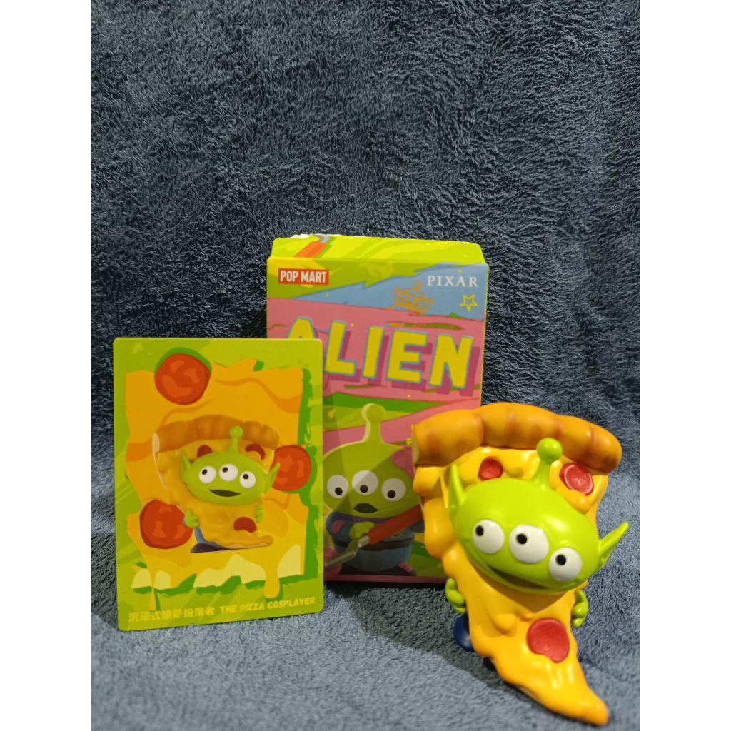POP MART Selected Blind box Alien The Pizza Cosplayer