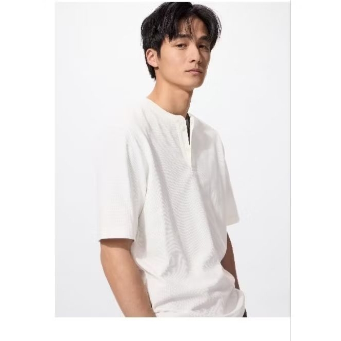 UNIQLO t-shirt dry waffle kerah henley