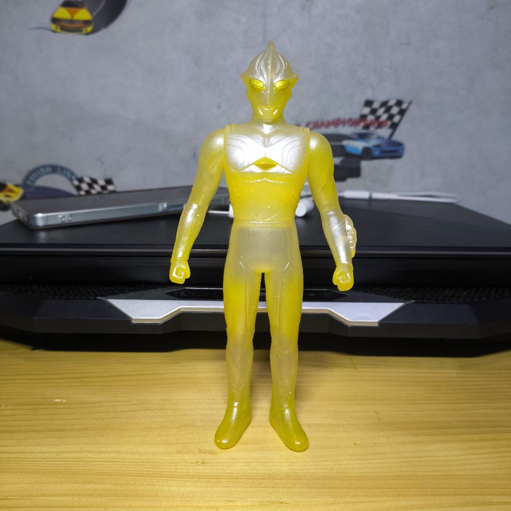 Utra Hero Series Ultraman Mebius Glitter limited 2005 | Sofubi ultraman Mebius glitter