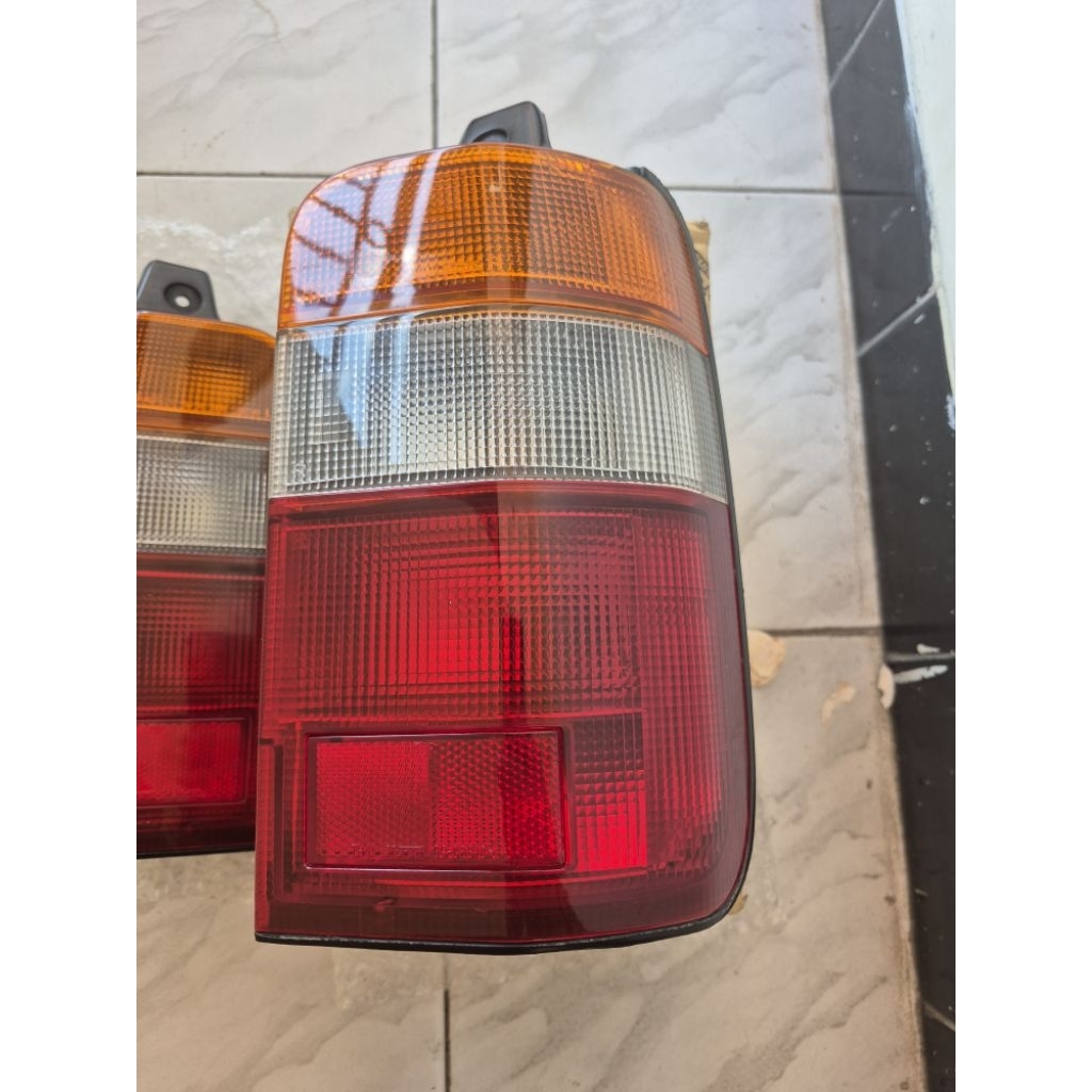 Lampu Stop Stoplamp Kijang Kapsul 97-99 LH RH Ori Koito Thailand