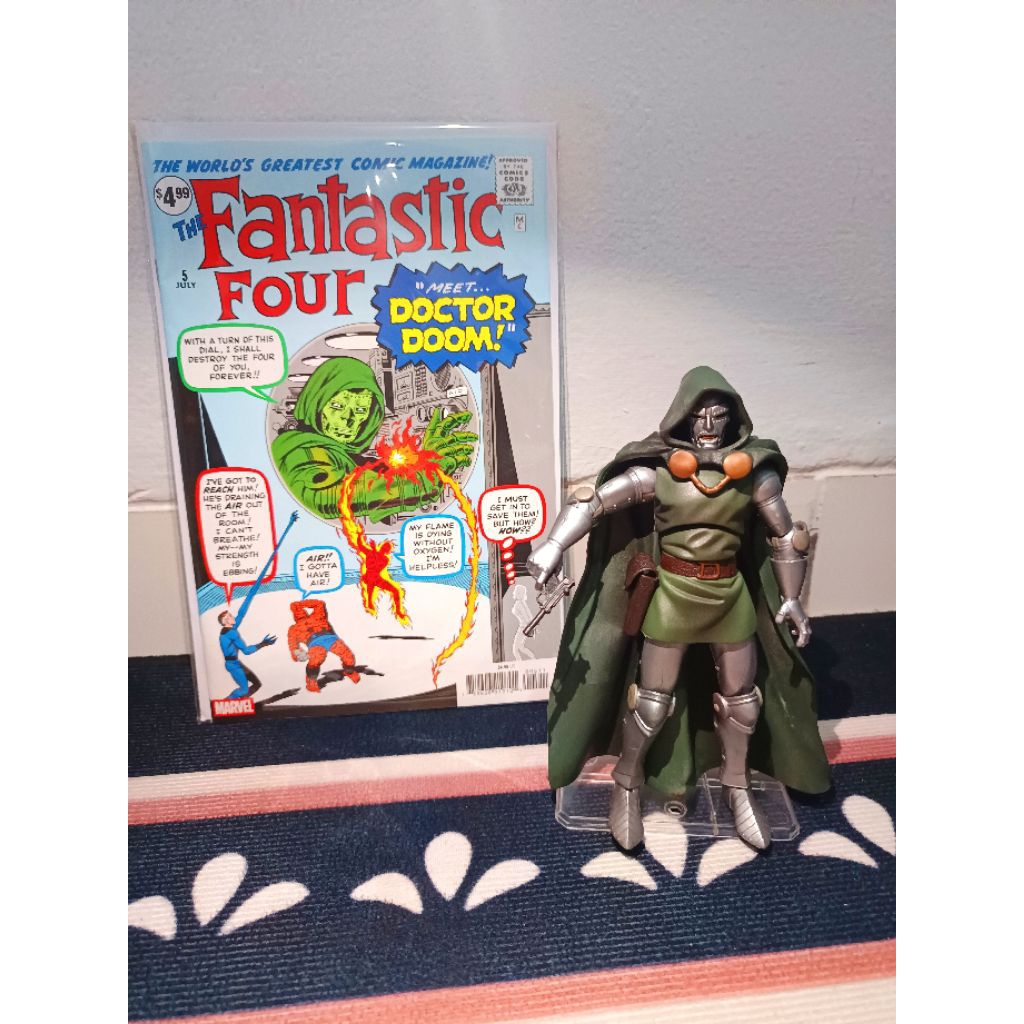 Dr Doom Marvel Legends Hasbro