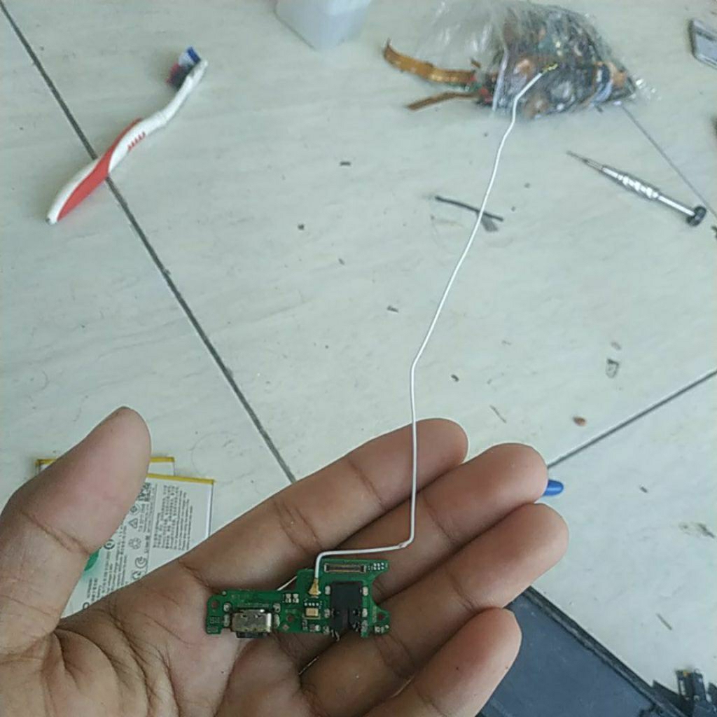 board cas bekas kw vivo y17s