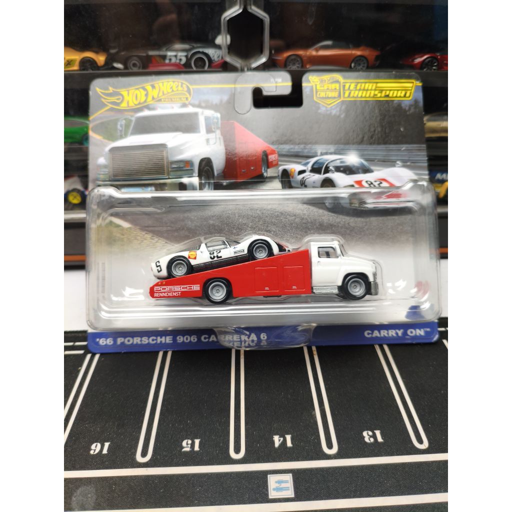 Hotwheels Team Transport - 66 Porsche 906 Carrera