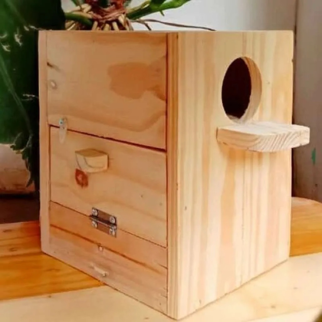 GLODOK KOTAK KAYU LOVEBIRD DAN PARKIT
