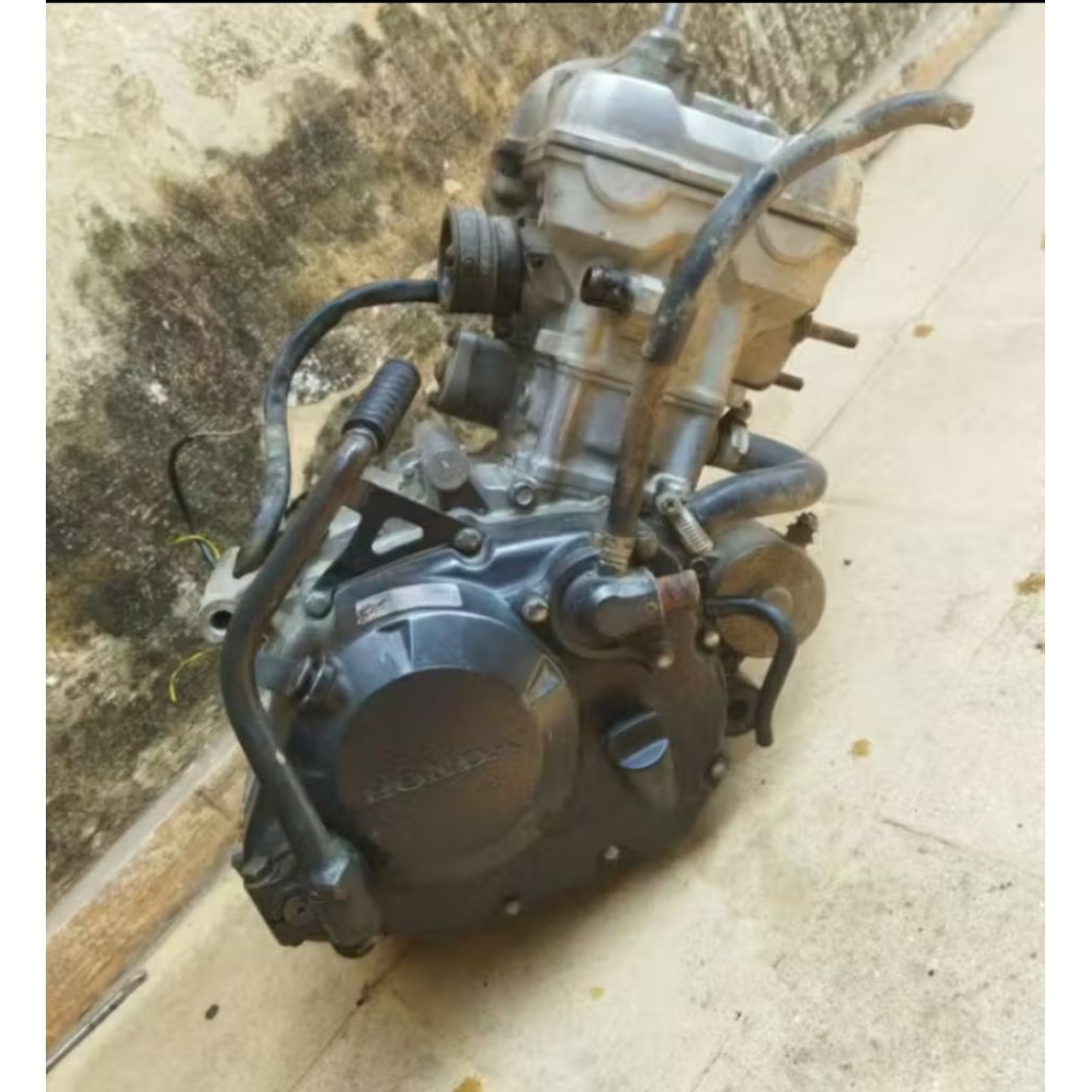 mesin CB150 r old 2014