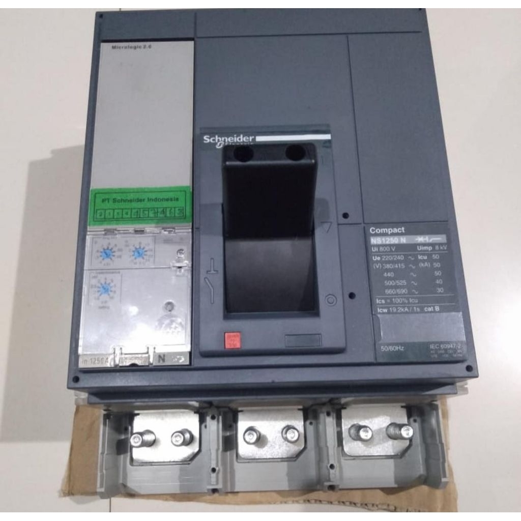 MCCB NS800N 3P SCHNEIDER