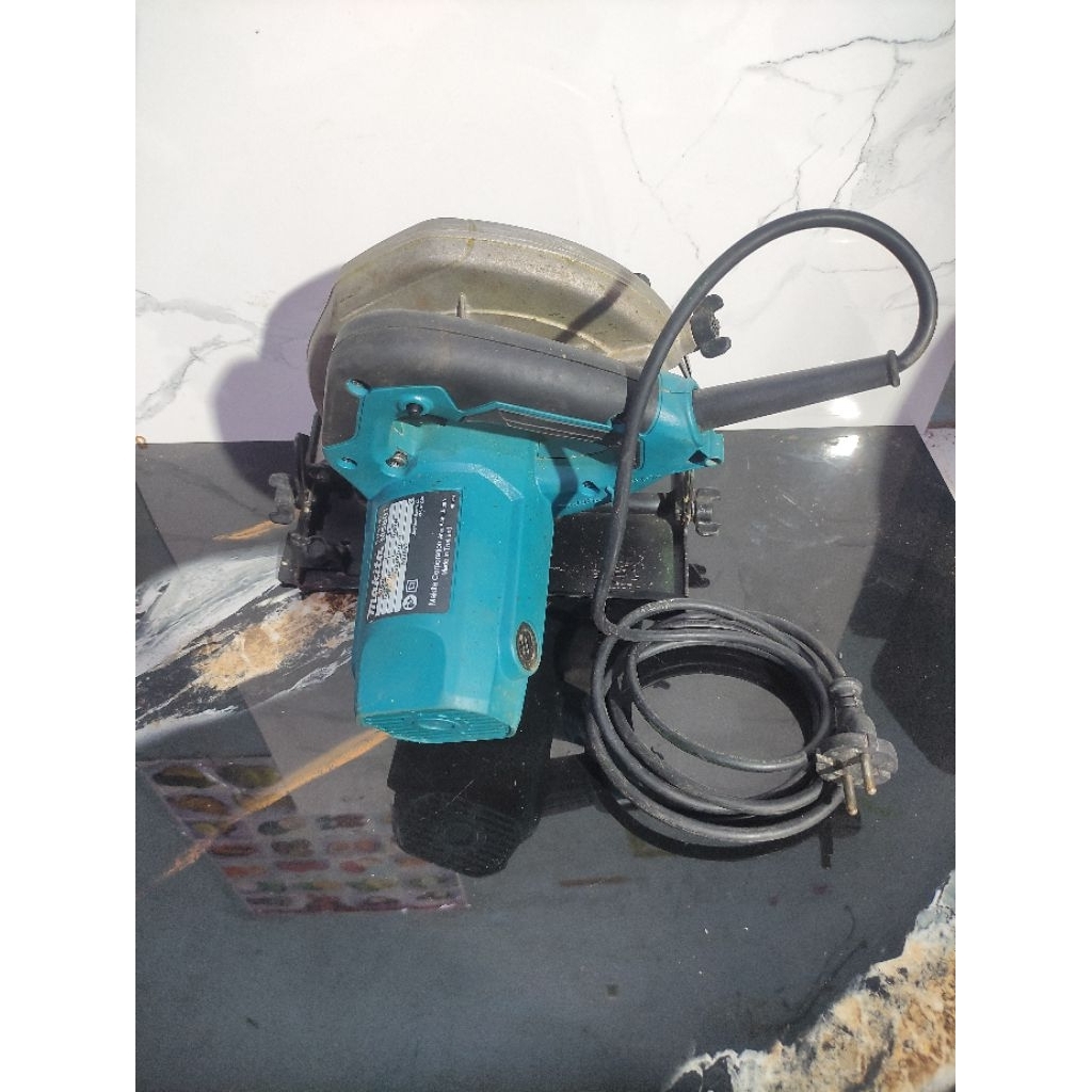 MESIN SERKEL MAKITA M5801