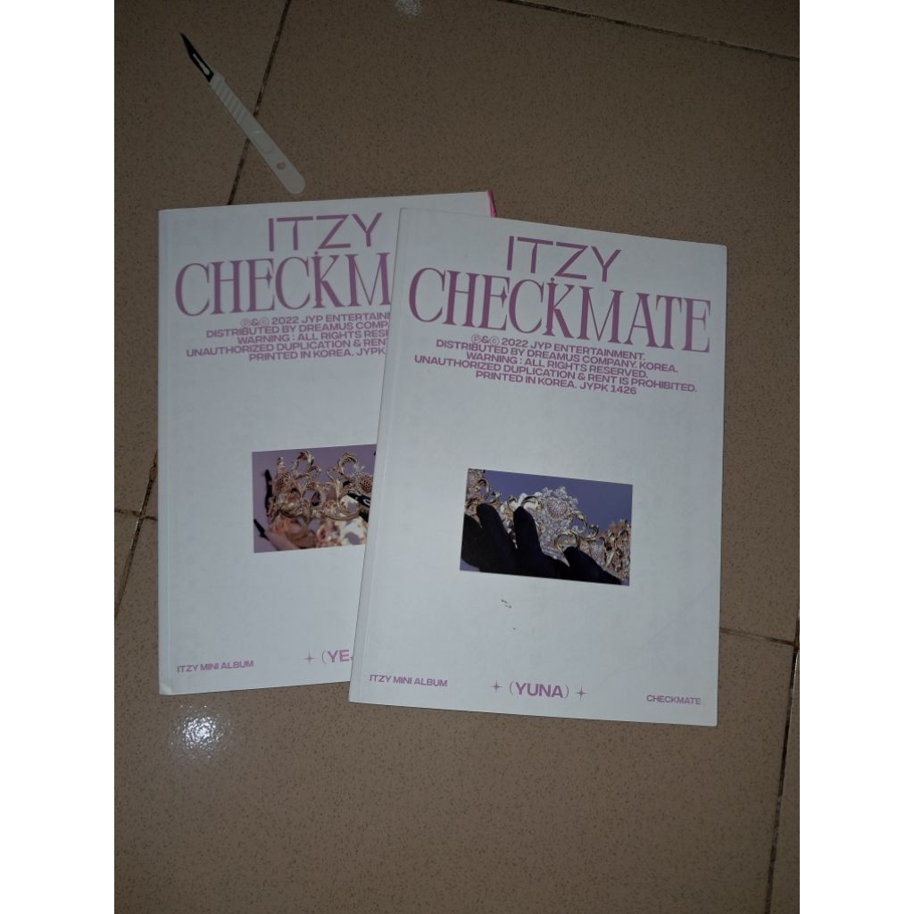 ALBUM ITZY CHECKMATE SIGNED/TANDA TANGAN YEJI LIA RYUJIN CHAERYEONG YUNA (JUAL CEPAT)