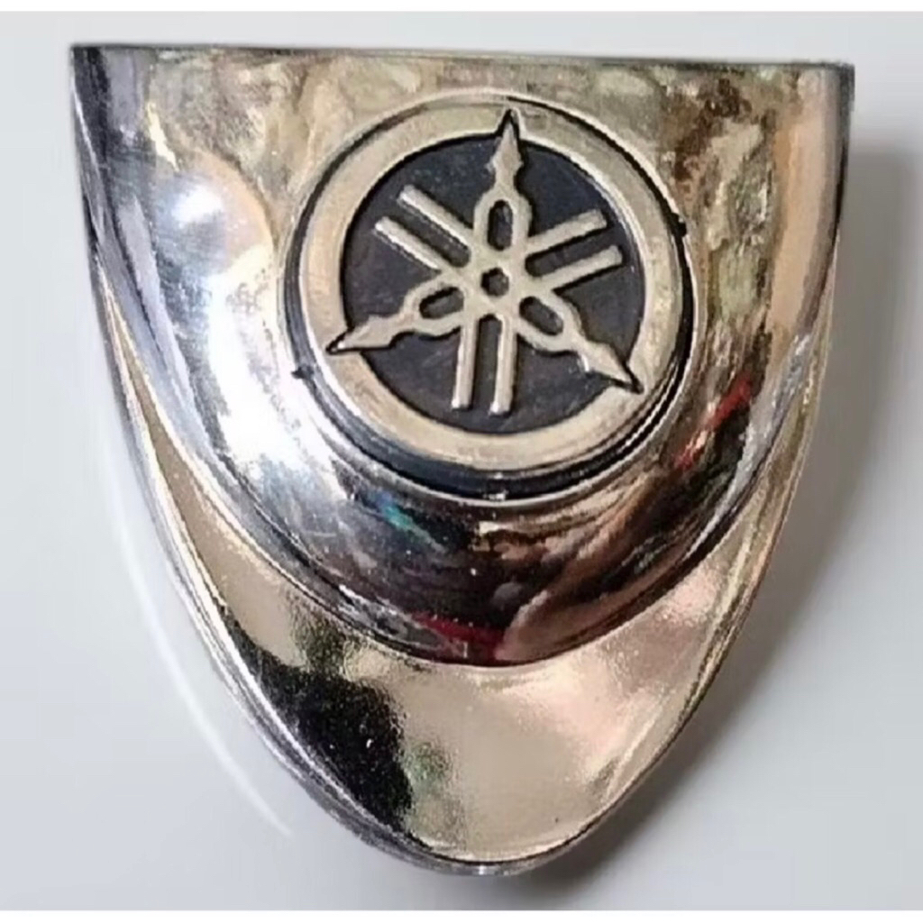 emblem logo panel vega r lama /logo panel vega r lama