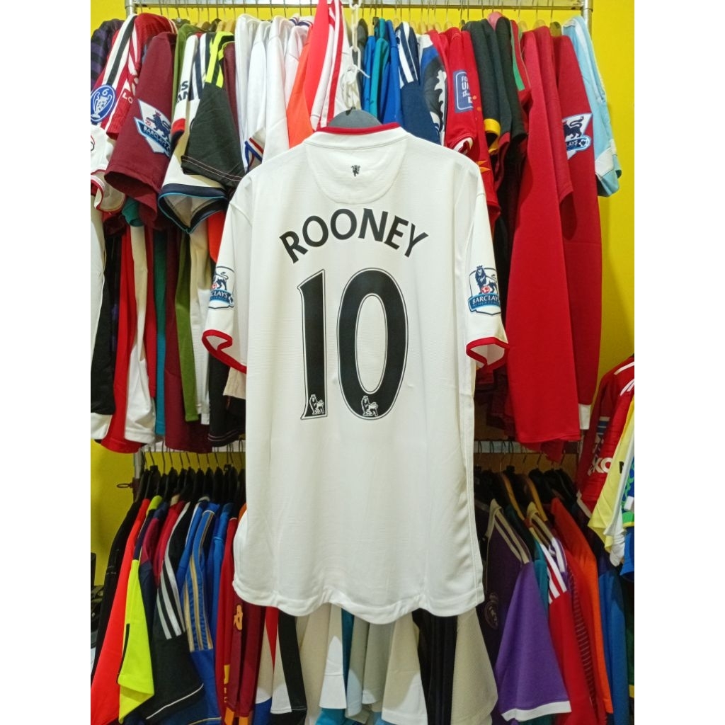 JERSEY BOLA RETRO GO MU AON PUTIH ROONEY 10