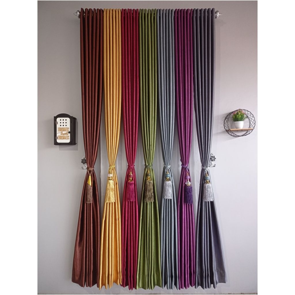 Gorden Pintu dan Jendela Panjang Kamar Tengah Ruang Tamu Blackout Aesthetic 2,5 M Canes