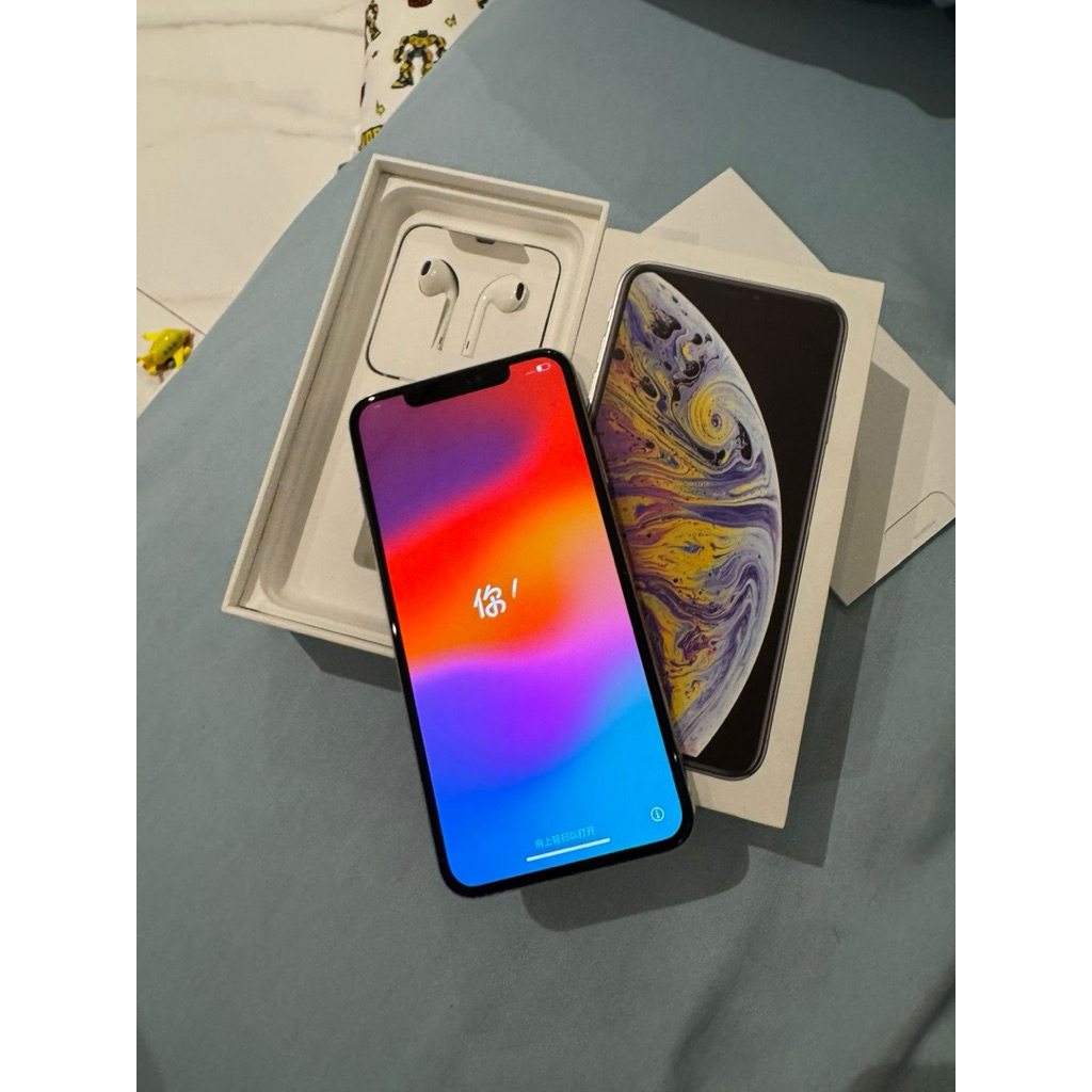 Handphone Iphone Xs Max 512GB kondisi bekas