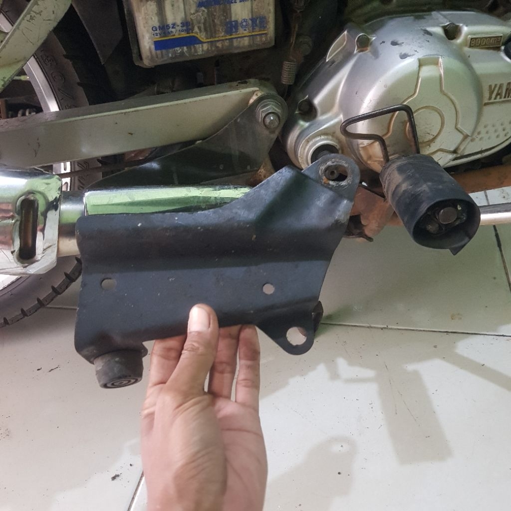 breket knalpot yamaha jupiter lama gen 1 5LM Original copotan lengkap karet damper