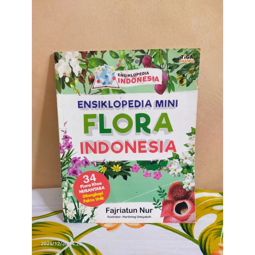 (Preloved) Buku Anak "Ensiklopedia Mini Flora Indonesia"